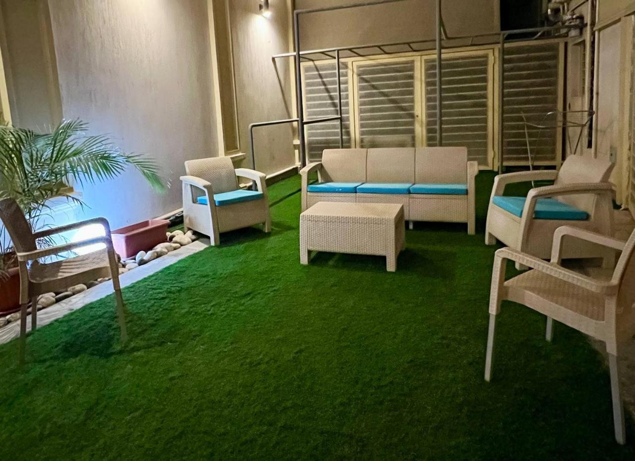 Paradise Studios Sheikh Zayed City Екстер'єр фото